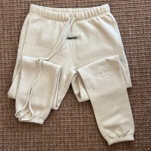 Fear of God Essentials Cream Sweatpants Small | Minimal Logo Fleece Joggers